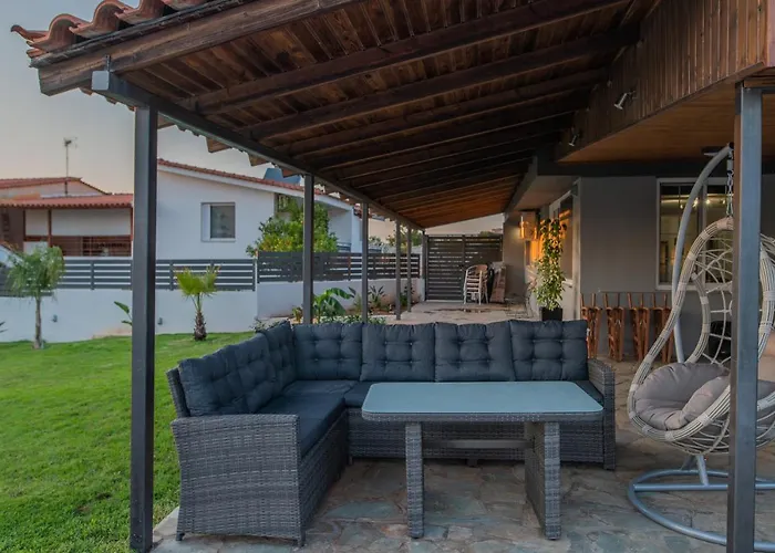 Cuervo Poolside Villa